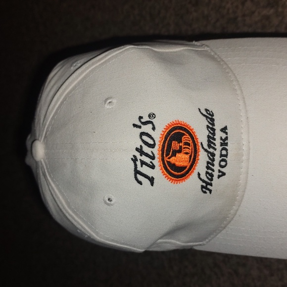 Tito's Handmade Vodka Adjustable Hat Biege - Picture 2 of 10